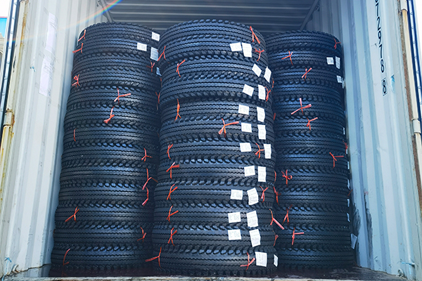 Light Truck Tires Shipped to Pakistan